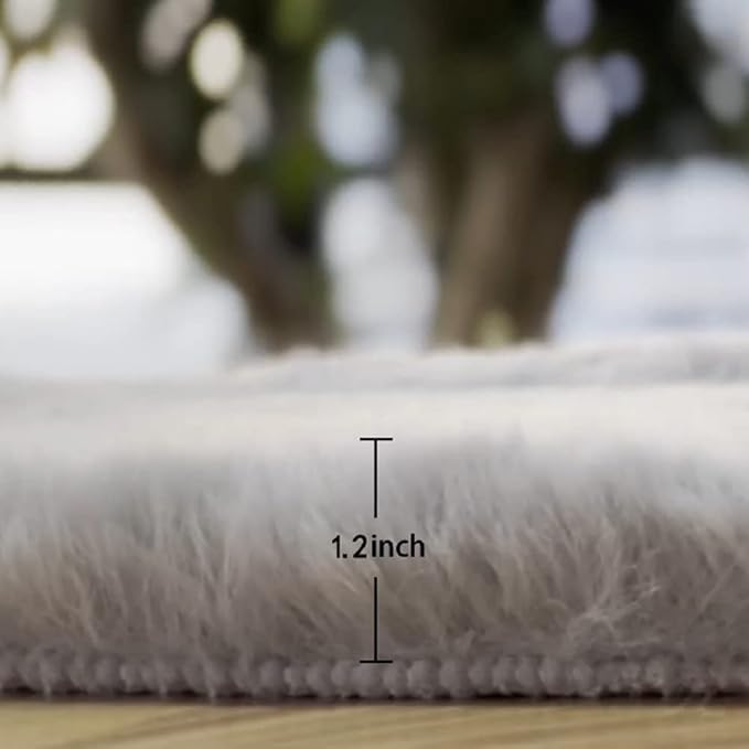 ORINOVA Round Furry Rugs for Living Room Faux Rabbit Fluffy Fur Rug for Bedroom Washable Area Rugs Boho Circle Rug Grey Shag Rug 4ft