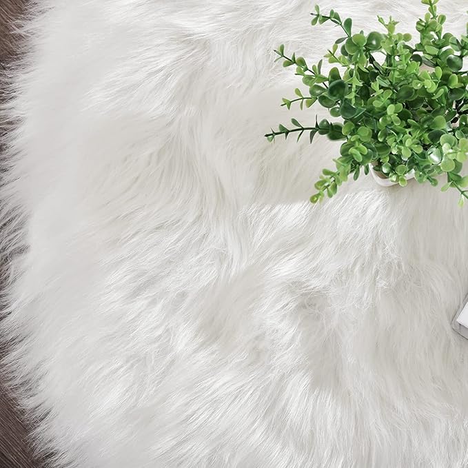 Latepis Area Rugs 6x9 Faux Fur Sheepskin Rug for Living Room, Fluffy Washable Rug for Bedroom, Playroom, Luxury Room Decor, Rectangle