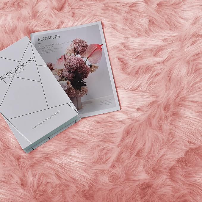 Goolela Pink Fluffy Fur Rug Fuzzy Furry Faux Sheepskin Pink Carpet 2x3 for Girls Bedroom Bedside Playroom Small Decor Cute Plush Washable Rectangle