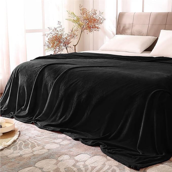 BEDELITE King Size Blanket for Bed, Luxury Plush Cozy Fuzzy Fleece Blanket 108x90 inches, Super Soft Warm Big Lightweight Throw Blanket All Seasons Suitable, Black